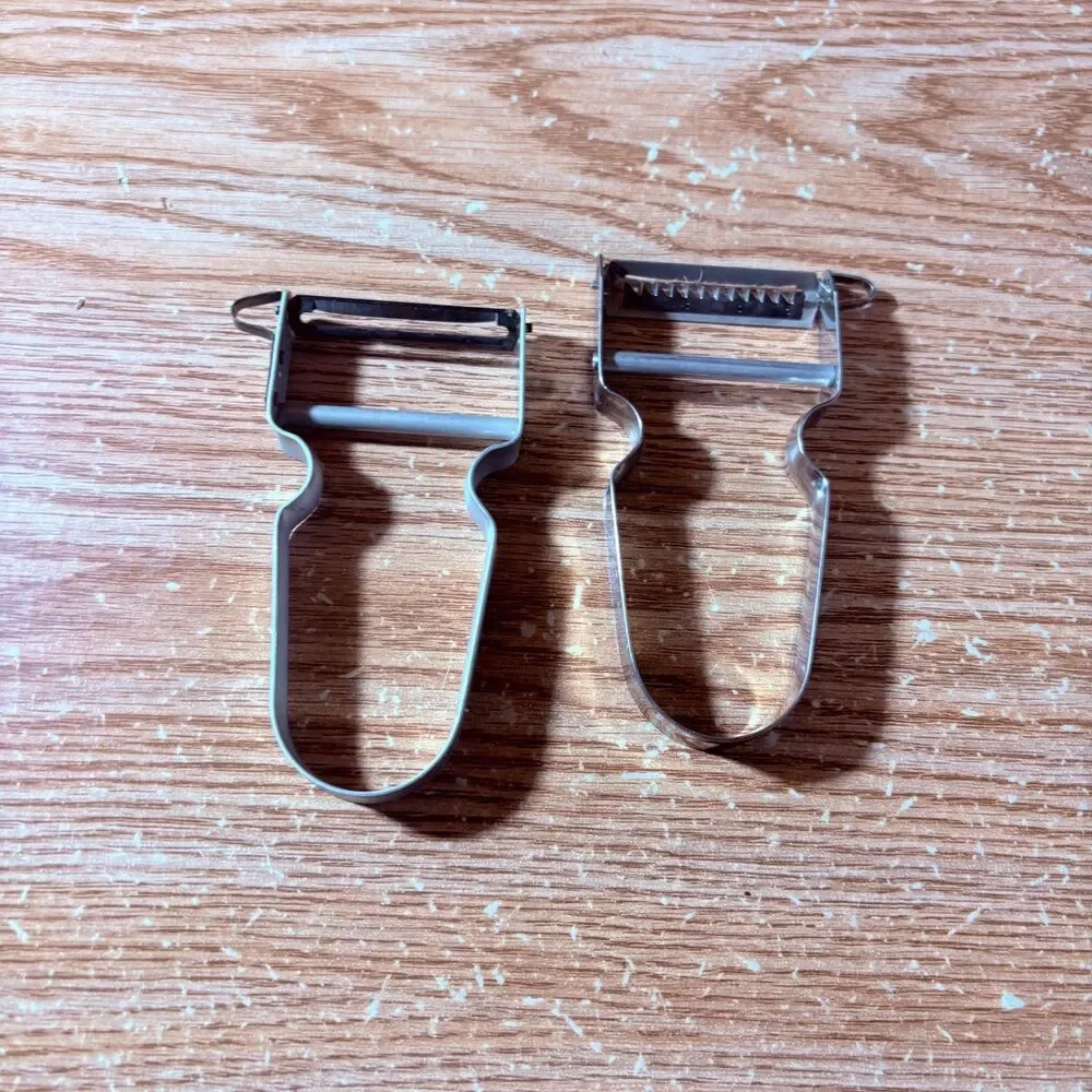 Star Zena Swiss Metal Vegetable Peeler Eye Remover Switzerland Lot of 2
